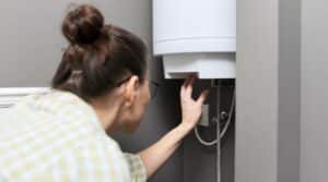 How to Manage a Water Heater Failure in the Middle of the Night